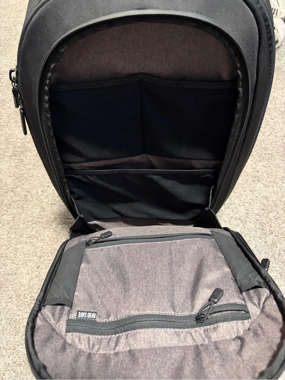 Nomatic Navigator Series Travel Backpack 32L - Used